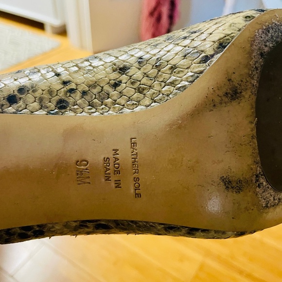 Inez Marisol 90: Natural Snake Emboss Booties Sz 9.5 - Picture 6 of 7